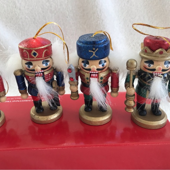 Box of 6 Wood Nutcracker Ornaments in Red Box for Macys 3" - Picture 7 of 7